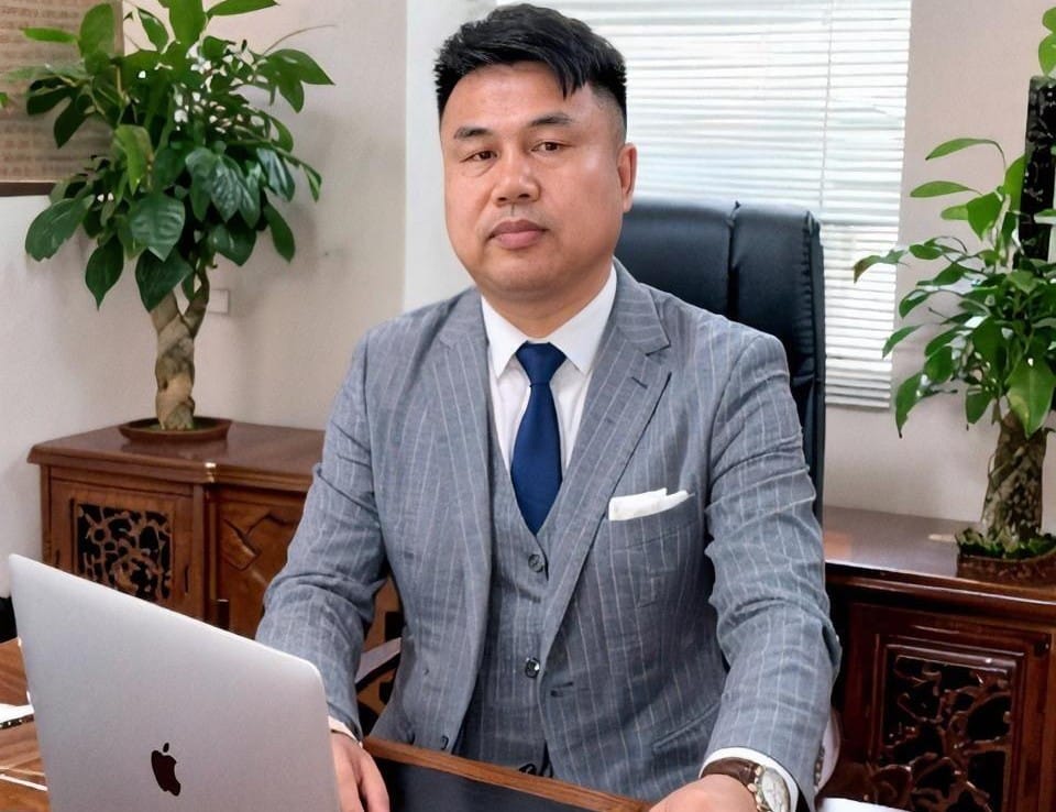 Câu chuyện nhân viên văn phòng Chị My Dola Dong